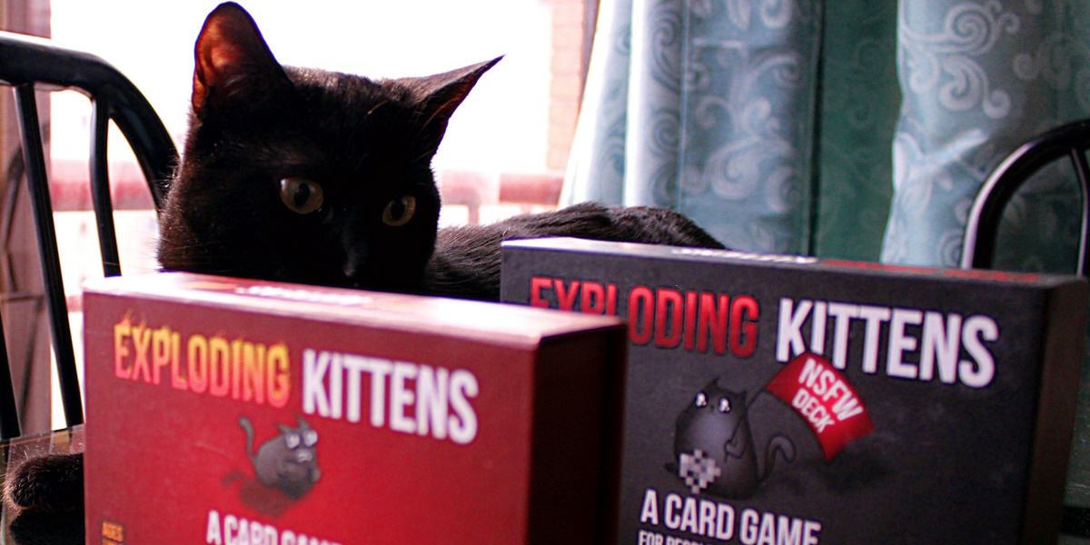 Felicia y Exploding Kittens estandar y NSFW